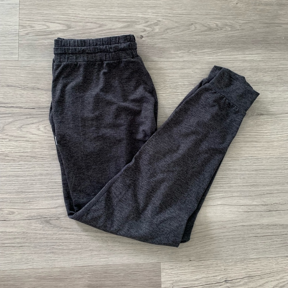 Vuori Performance Joggers